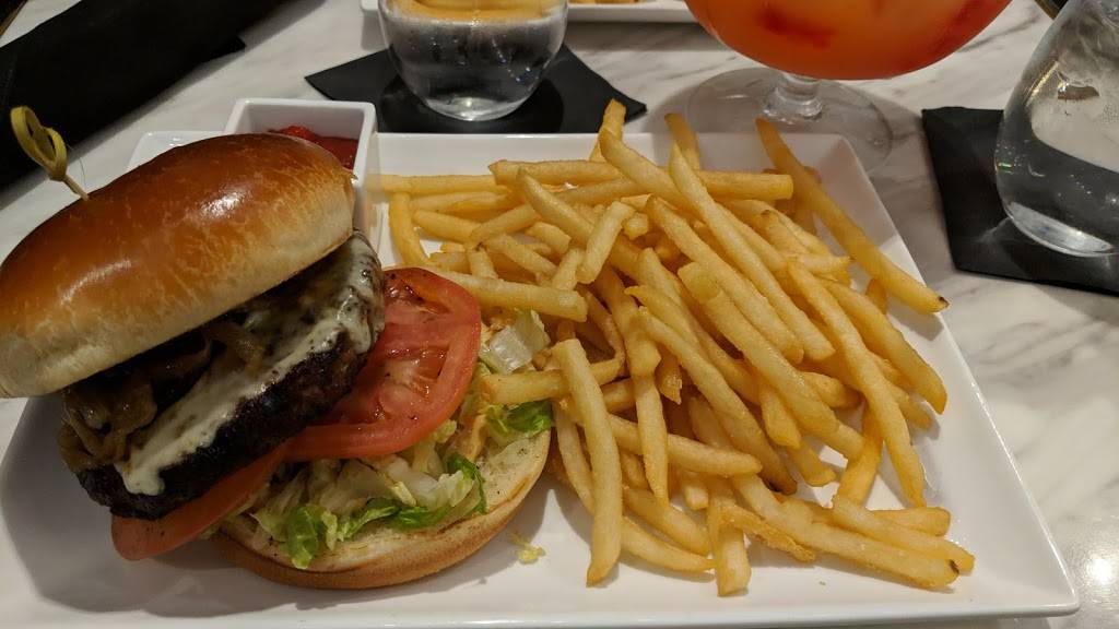 Sugar Factory | restaurant | 350 Trolley Line Blvd, Ledyard, CT 06338, USA | 8603127847 OR +1 860-312-7847