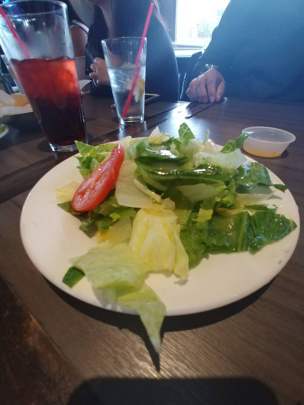 7 Mares Family Restaurant | restaurant | 12215 Paramount Blvd, Downey, CA 90242, USA | 5629233704 OR +1 562-923-3704