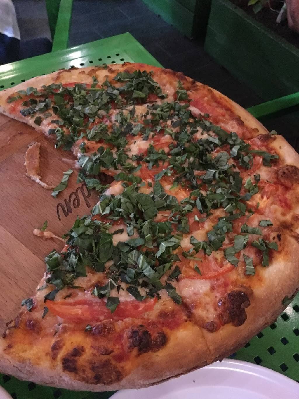 Pizza Di Roma | restaurant | 12909 Victory Blvd, North Hollywood, CA 91606, USA | 8187472024 OR +1 818-747-2024