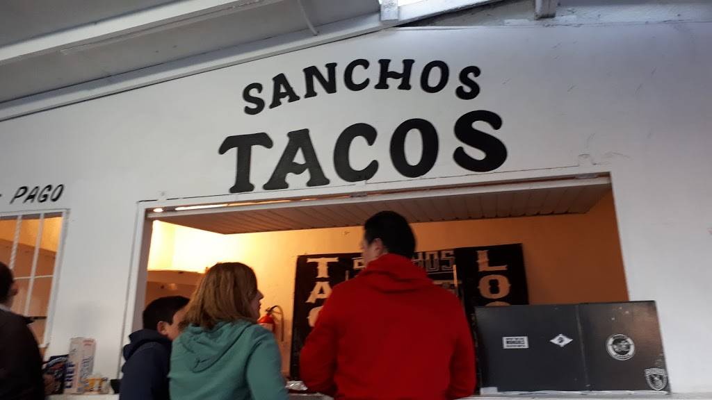 Sanchos Tacos | restaurant | Eucalipto 255, Centro Carretera, 22710 Rosarito, B.C., Mexico | 016611243272 OR +52 661 124 3272