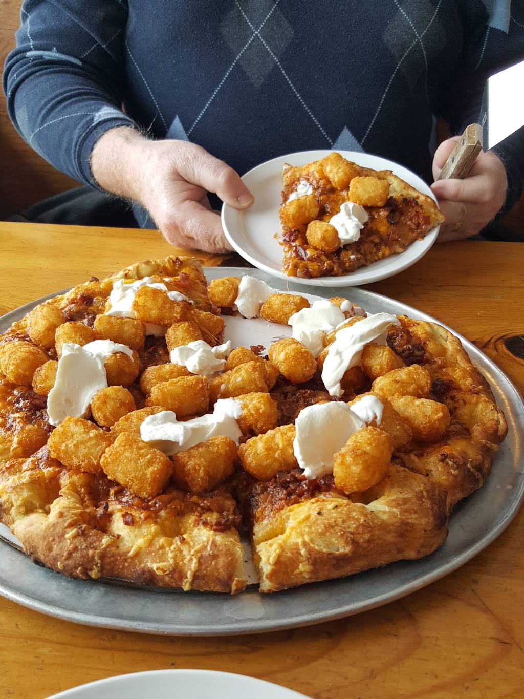 Empire Village Inn | restaurant | 11601 S Lacore Rd, Empire, MI 49630, USA | 2313265101 OR +1 231-326-5101