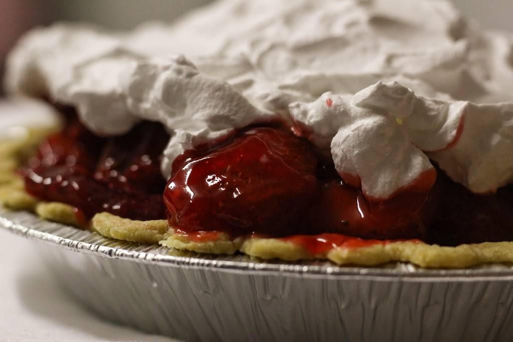 Dutch Kitchen | bakery | 14278 Lincoln Way E, Dalton, OH 44618, USA | 3306830530 OR +1 330-683-0530