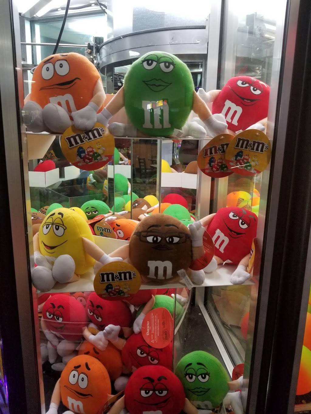 Tilt Studio Gurnee | restaurant | 6152 Grand Ave, Gurnee, IL 60031, USA | 8478561064 OR +1 847-856-1064