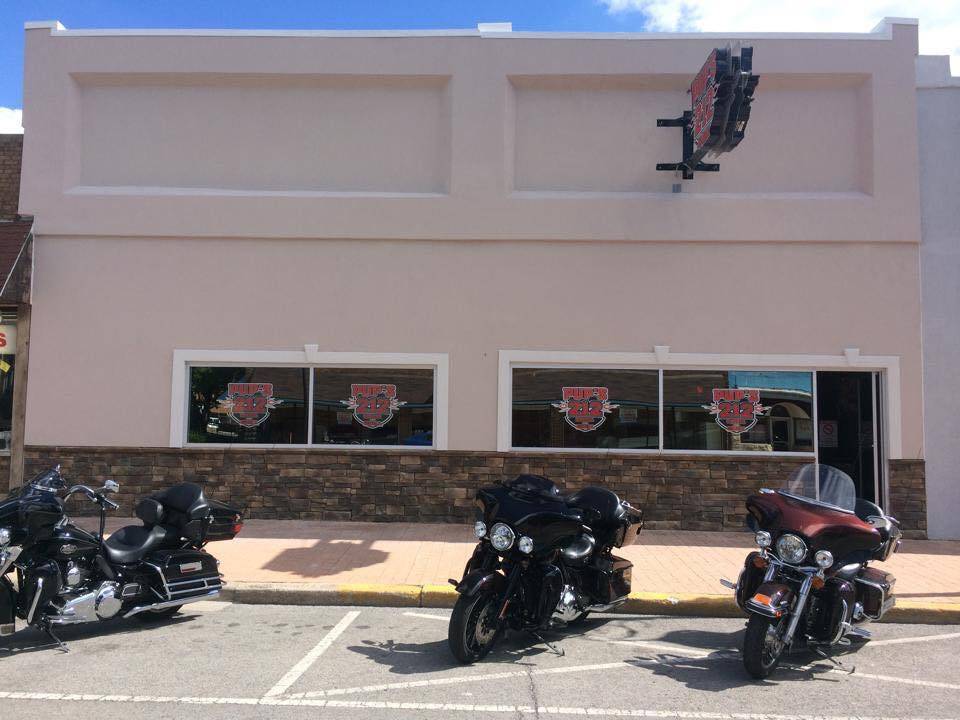 Pups 212 Bar & Grill | restaurant | 212 E Main St, West Frankfort, IL 62896, USA | 6189322225 OR +1 618-932-2225