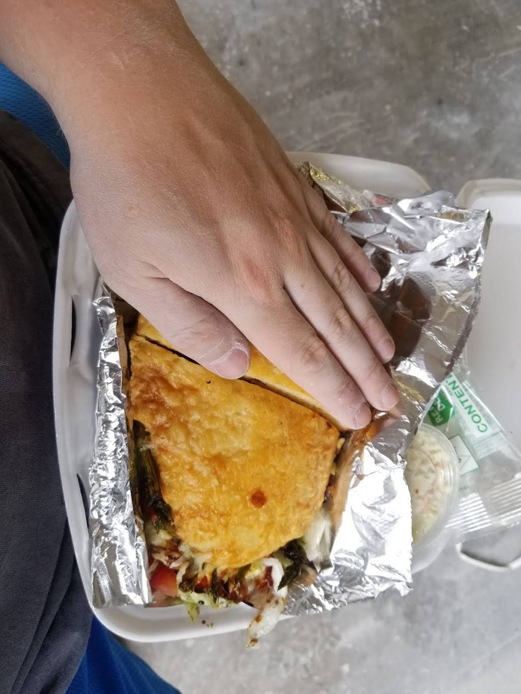 Family Deli | restaurant | 3400 South Park Rd, Bethel Park, PA 15102, USA | 4128359939 OR +1 412-835-9939