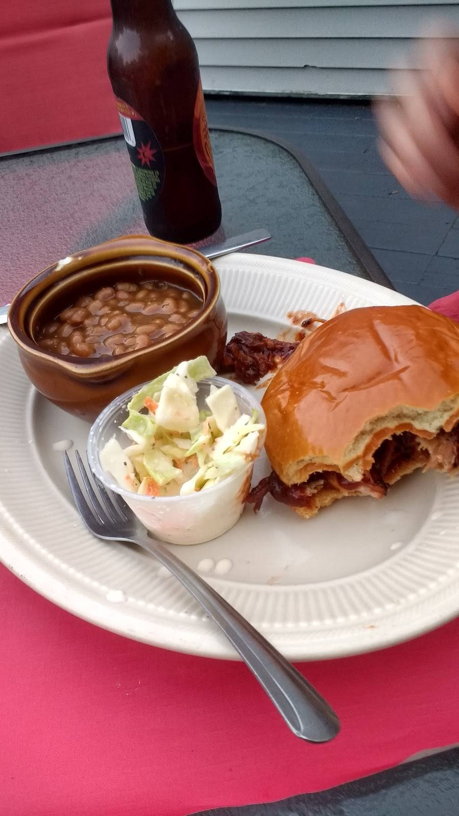 Back Street BBQ | restaurant | 75 Dieskau St, Lake George, NY 12845, USA | 5186853183 OR +1 518-685-3183