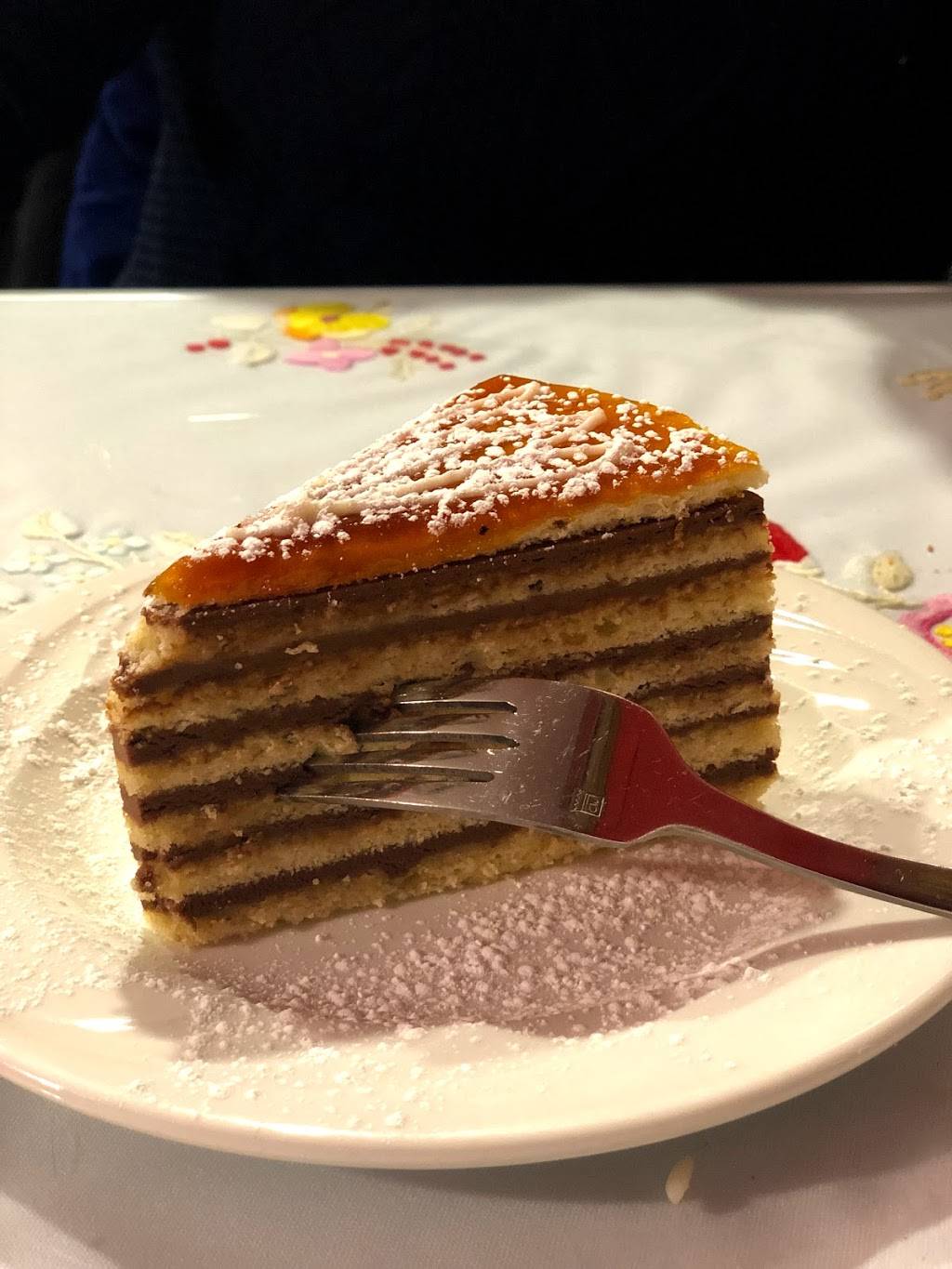 Rhapsody Continental Hungarian Cuisine | restaurant | 10152 Yonge St, Richmond Hill, ON L4C 1T6, Canada | 9058840305 OR +1 905-884-0305