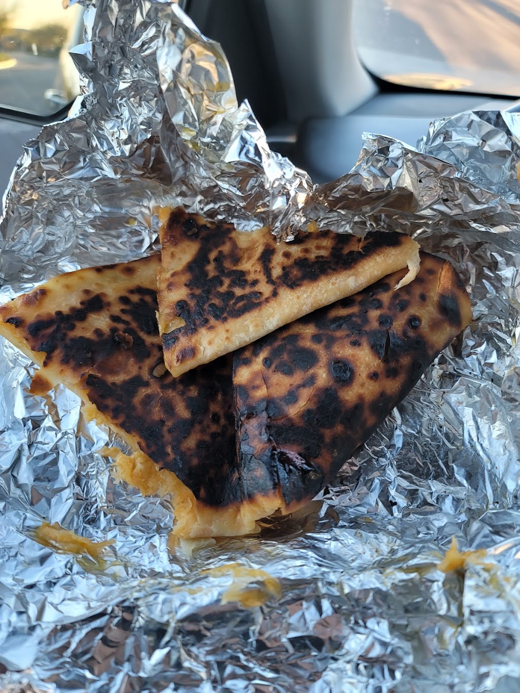 Someburros | restaurant | 2836 S Signal Butte Rd, Mesa, AZ 85209, USA | 4805979098 OR +1 480-597-9098