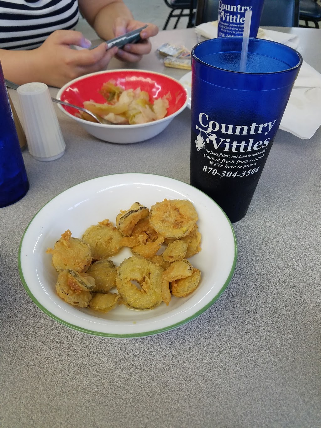 Country Vittles | restaurant | 301 Main St, Crossett, AR 71635, USA | 8703043504 OR +1 870-304-3504