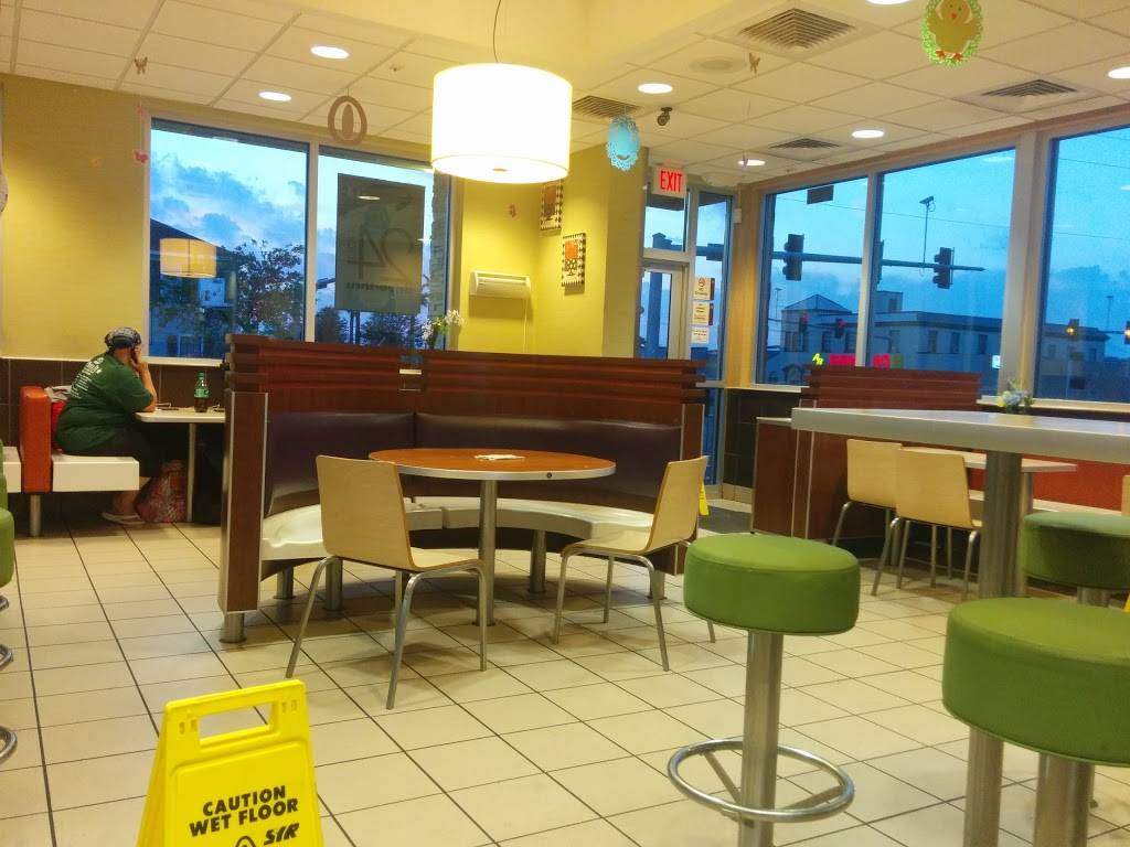 McDonalds | cafe | 5223 Broadway Avenue J, Galveston, TX 77551, USA | 4099744364 OR +1 409-974-4364