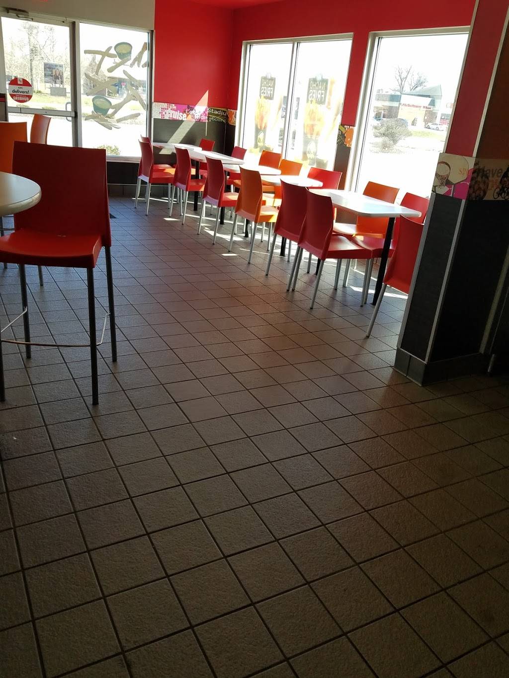 KFC | restaurant | 5662 Georgetown Rd, Indianapolis, IN 46254, USA | 3173887625 OR +1 317-388-7625
