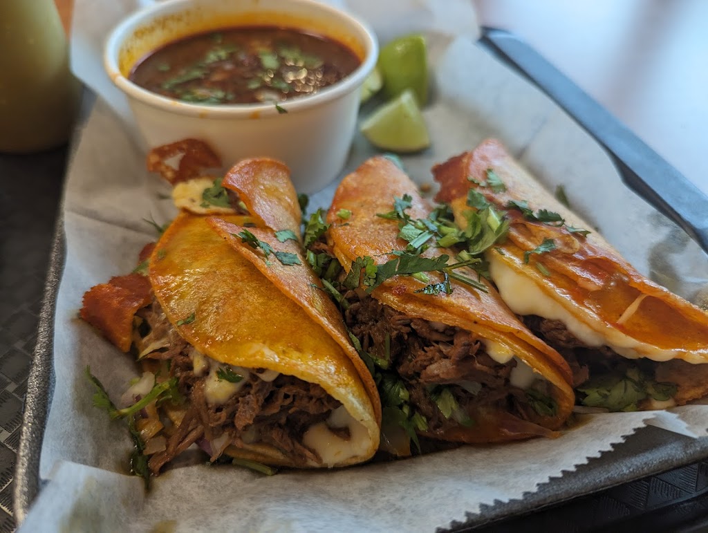 Tacos 352 | restaurant | 8181 NW 39th Ave, Gainesville, FL 32606, USA | 3525545695 OR +1 352-554-5695