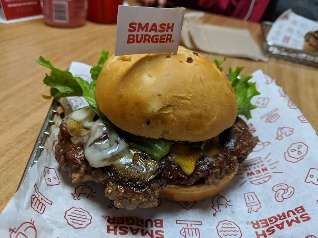 Smashburger | restaurant | 193 W 237th St, Bronx, NY 10463, USA | 7186184229 OR +1 718-618-4229