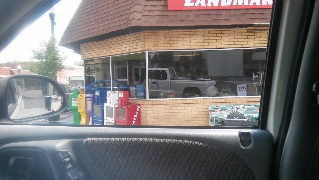 Landmark Restaurant | restaurant | 129 W Main St, Sanford, NC 27332, USA | 9197765313 OR +1 919-776-5313