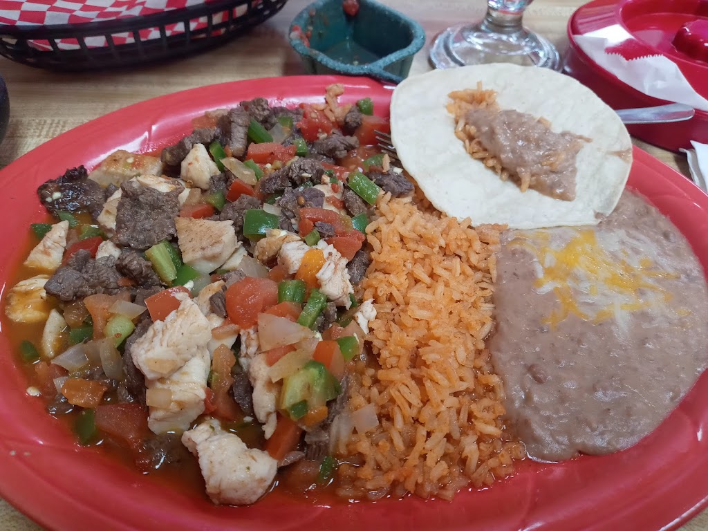 El Rancho Grande | restaurant | 212 E Main St, Watonga, OK 73772, USA | 5806235559 OR +1 580-623-5559