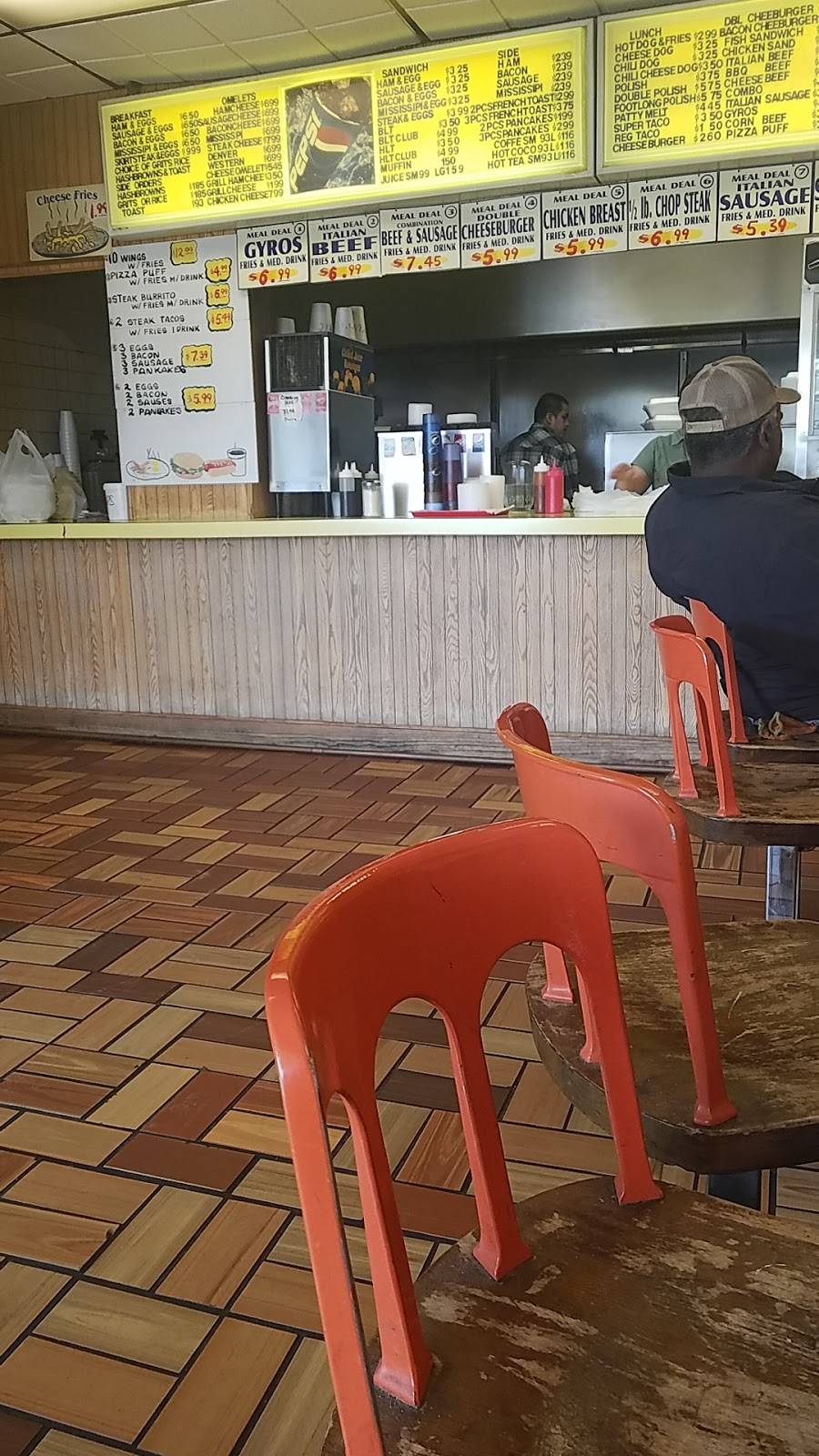 Maywood Express | restaurant | 2 S 5th Ave, Maywood, IL 60153, USA | 7086811194 OR +1 708-681-1194