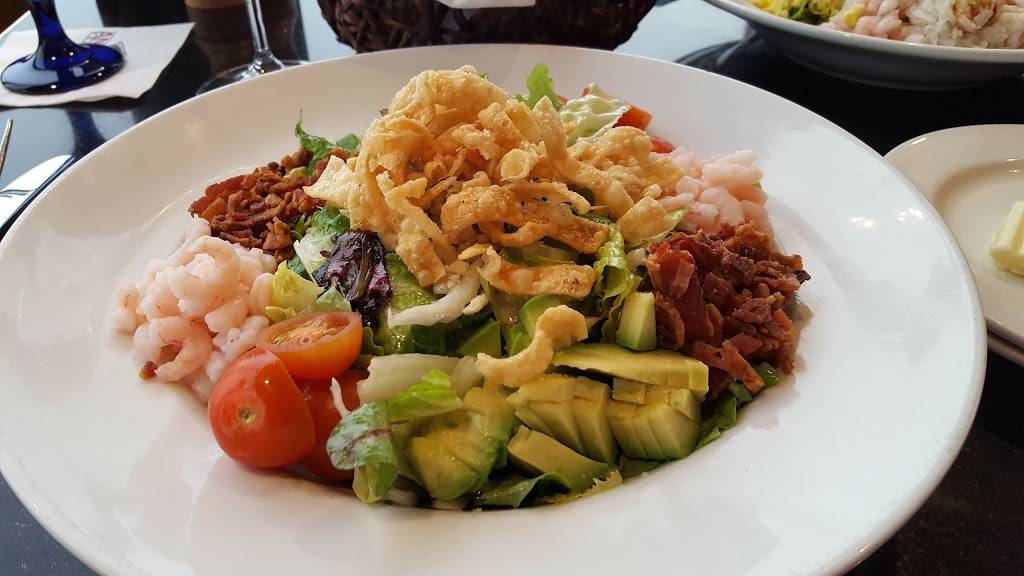 Anthonys HomePort Des Moines | restaurant | 421 S 227th St, Des Moines, WA 98198, USA | 2068241947 OR +1 206-824-1947