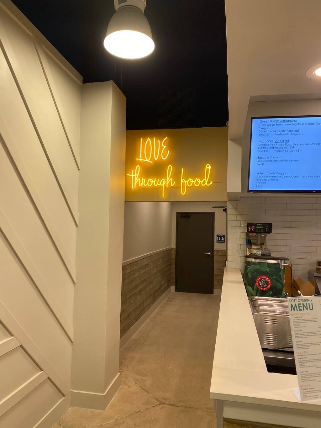 Mays Eats Gourmet To Go | restaurant | 3400 Corinth Pkwy, Corinth, TX 76208, USA | 9404982516 OR +1 940-498-2516