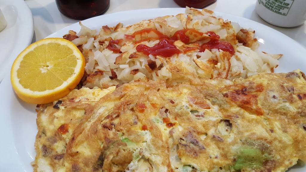 Harrys Family Restaurant | restaurant | 920 N San Fernando Blvd, Burbank, CA 91504, USA | 8188428755 OR +1 818-842-8755