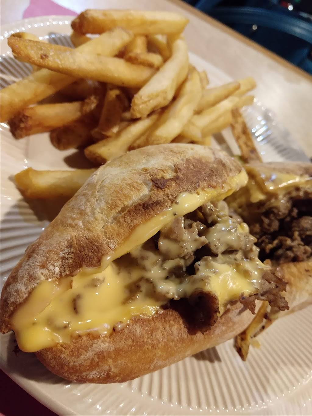 North Hanover Grille | restaurant | 37 N Hanover St, Carlisle, PA 17013, USA | 7172415517 OR +1 717-241-5517