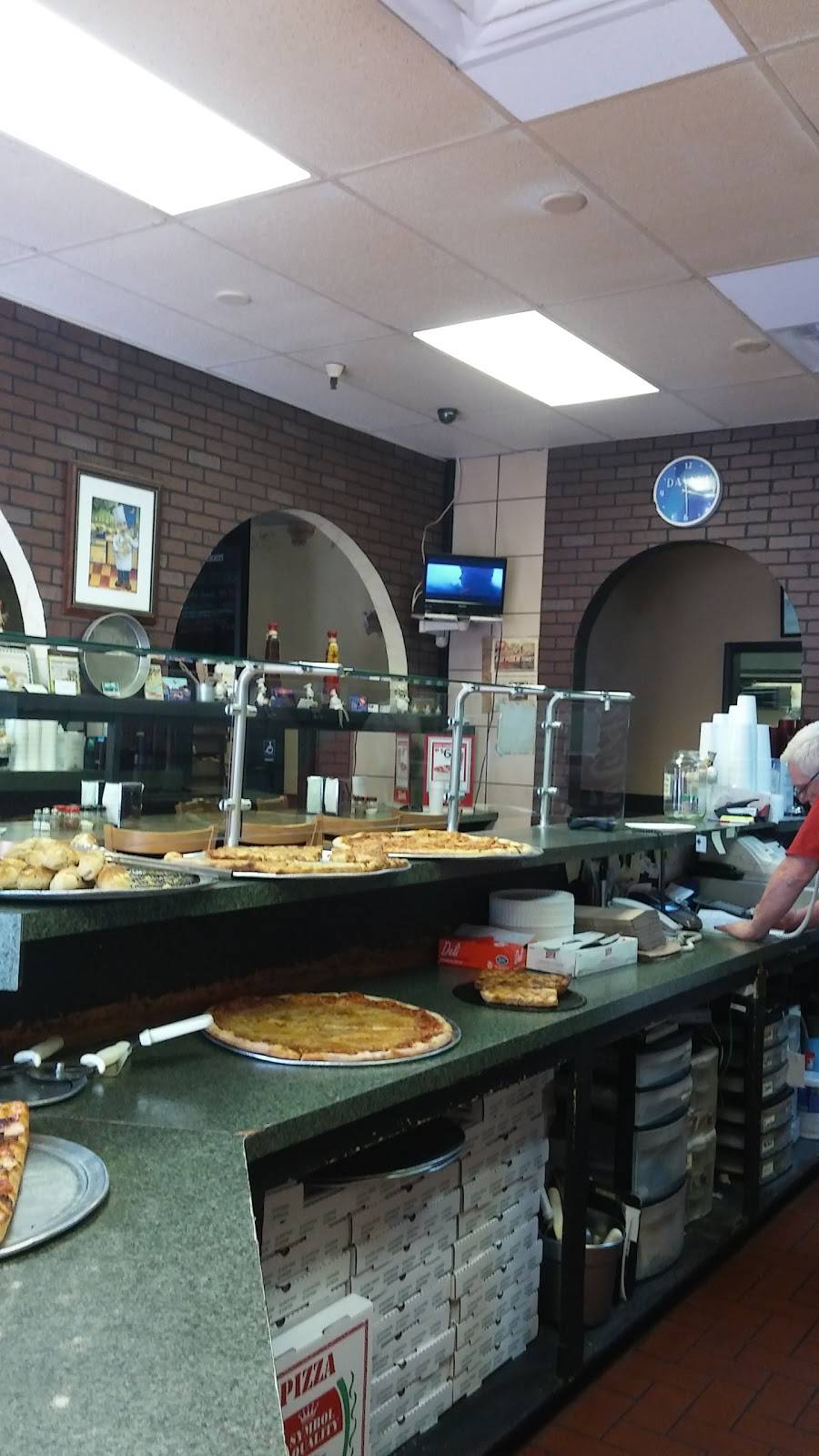 Four Brothers Italian Restaurant | restaurant | 2495 10th Ave N, Lake Worth, FL 33461, USA | 5619696046 OR +1 561-969-6046