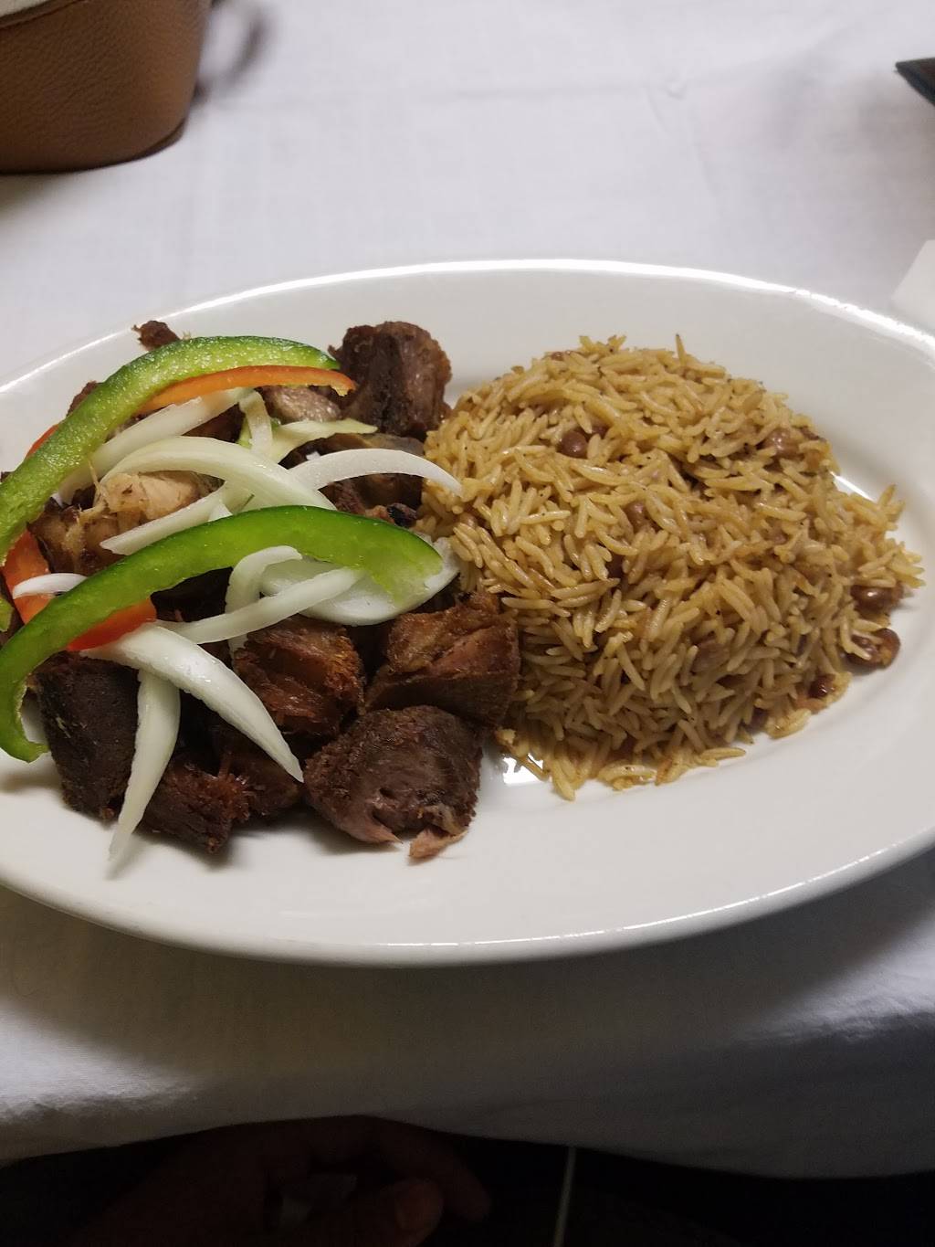 Bon Zanmi Haitian Cuisine | restaurant | 14601 N Nebraska Ave, Tampa, FL 33613, USA | 8132847943 OR +1 813-284-7943