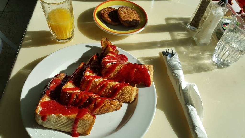 Lucy’s Cafe | restaurant | 2100 W Roscoe St, Chicago, IL 60618, USA | 7736650227 OR +1 773-665-0227