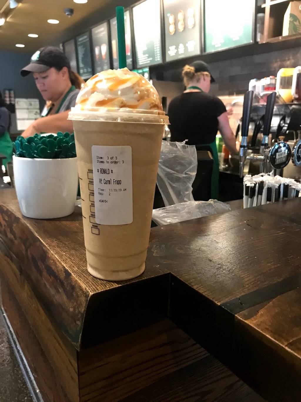 Starbucks | cafe | 240 McLaws Cir #142, Williamsburg, VA 23185, USA | 7572599967 OR +1 757-259-9967