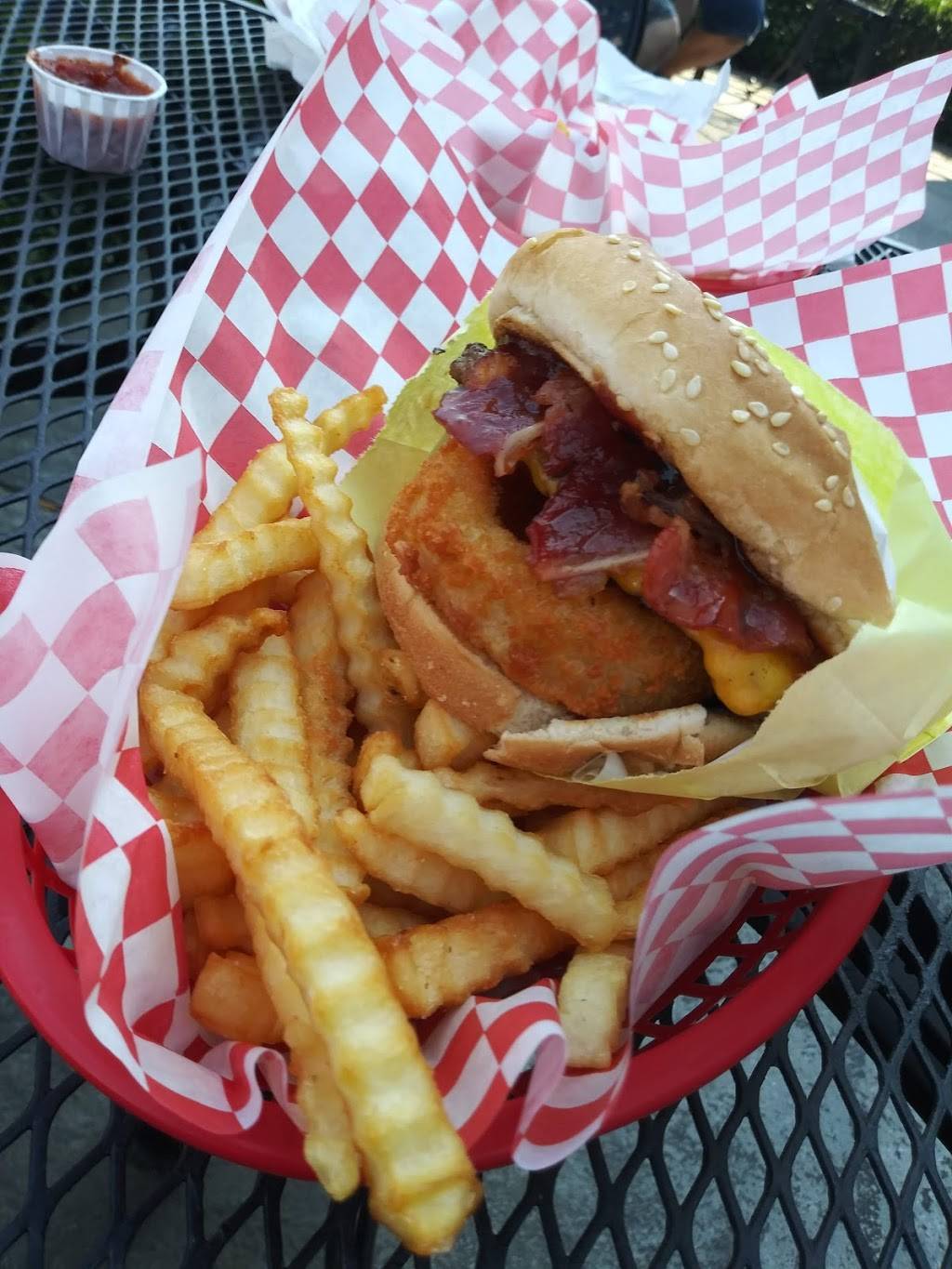 Fat Boy Burgers And Grill | restaurant | 1467 Freedom Blvd, Watsonville, CA 95076, USA | 8313194221 OR +1 831-319-4221