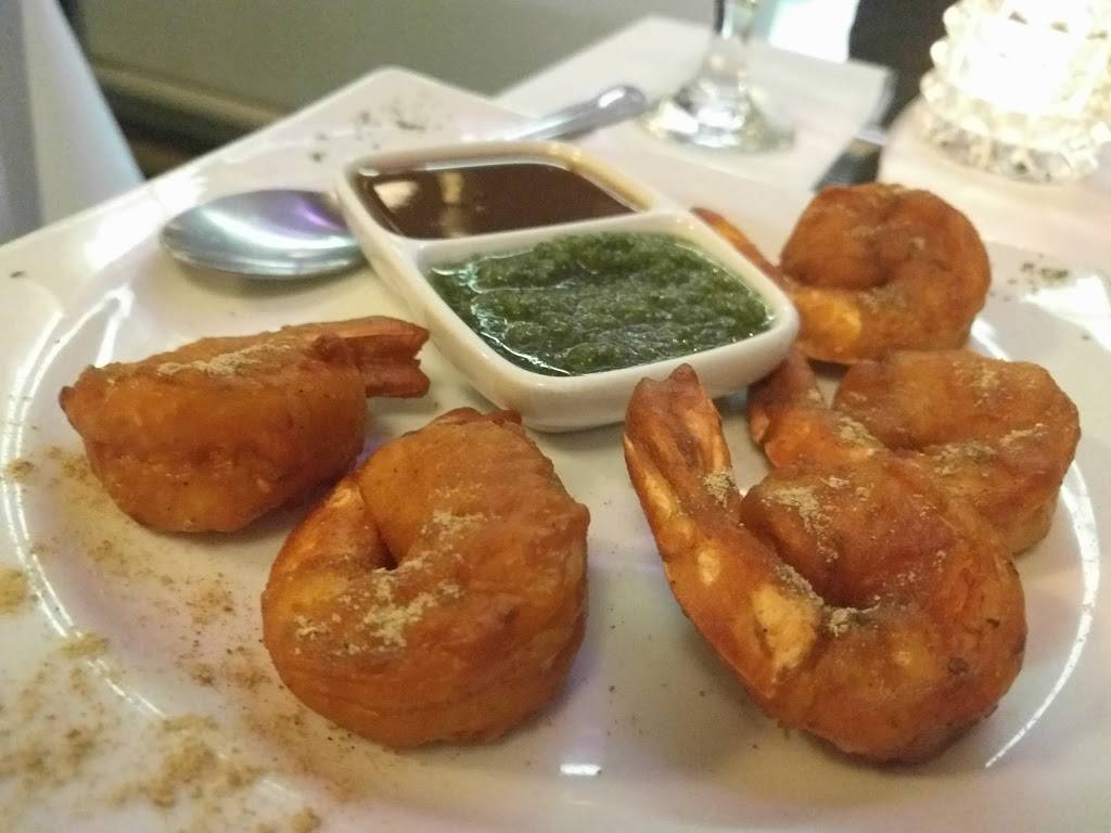 Mango Rain | restaurant | 1714 Lakeshore Rd W, Mississauga, ON L5J 1J5, Canada | 9059191374 OR +1 905-919-1374