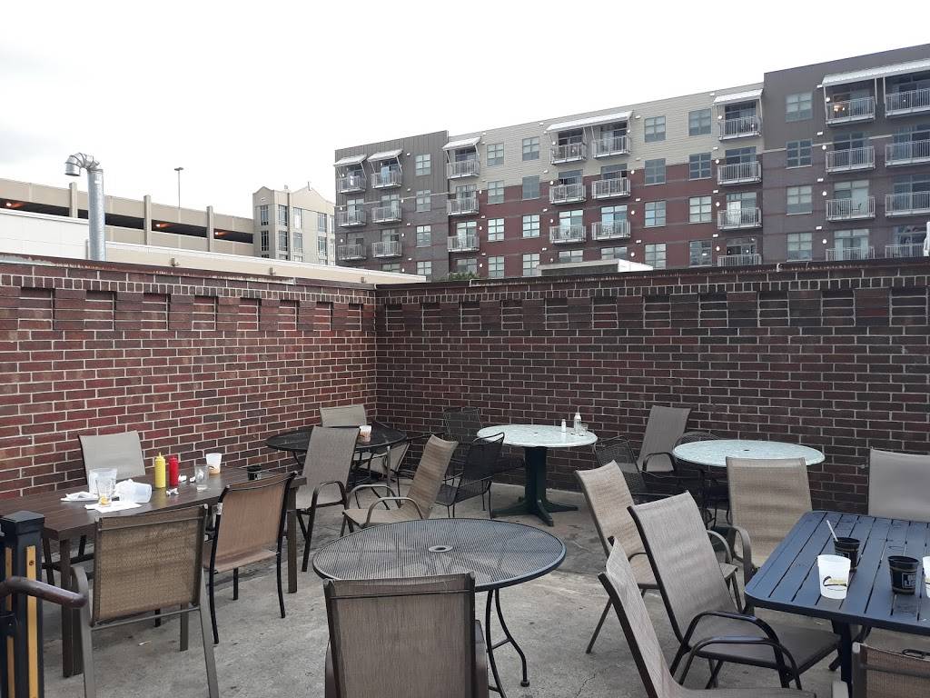 Campus Bar & Grill | restaurant | 304 S 9th St #100, Columbia, MO 65201, USA | 5738170996 OR +1 573-817-0996