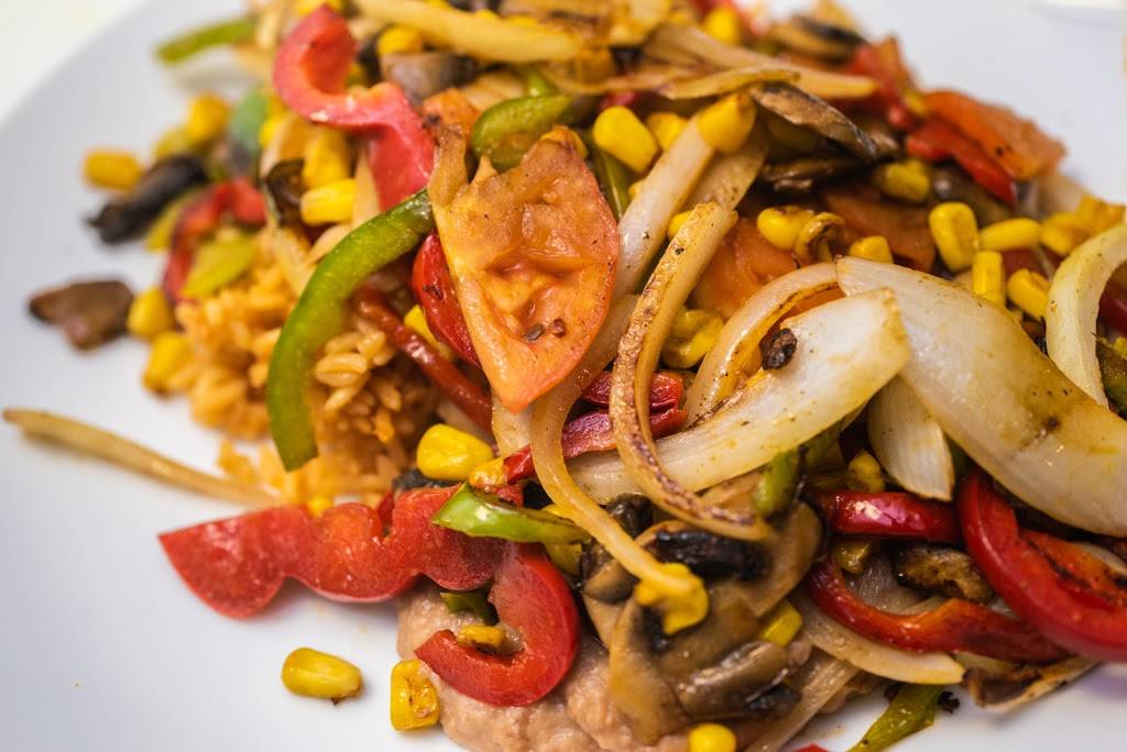 Real Mexican Kitchen | restaurant | 391 Wilmington Pike, Glen Mills, PA 19342, USA | 6103619700 OR +1 610-361-9700