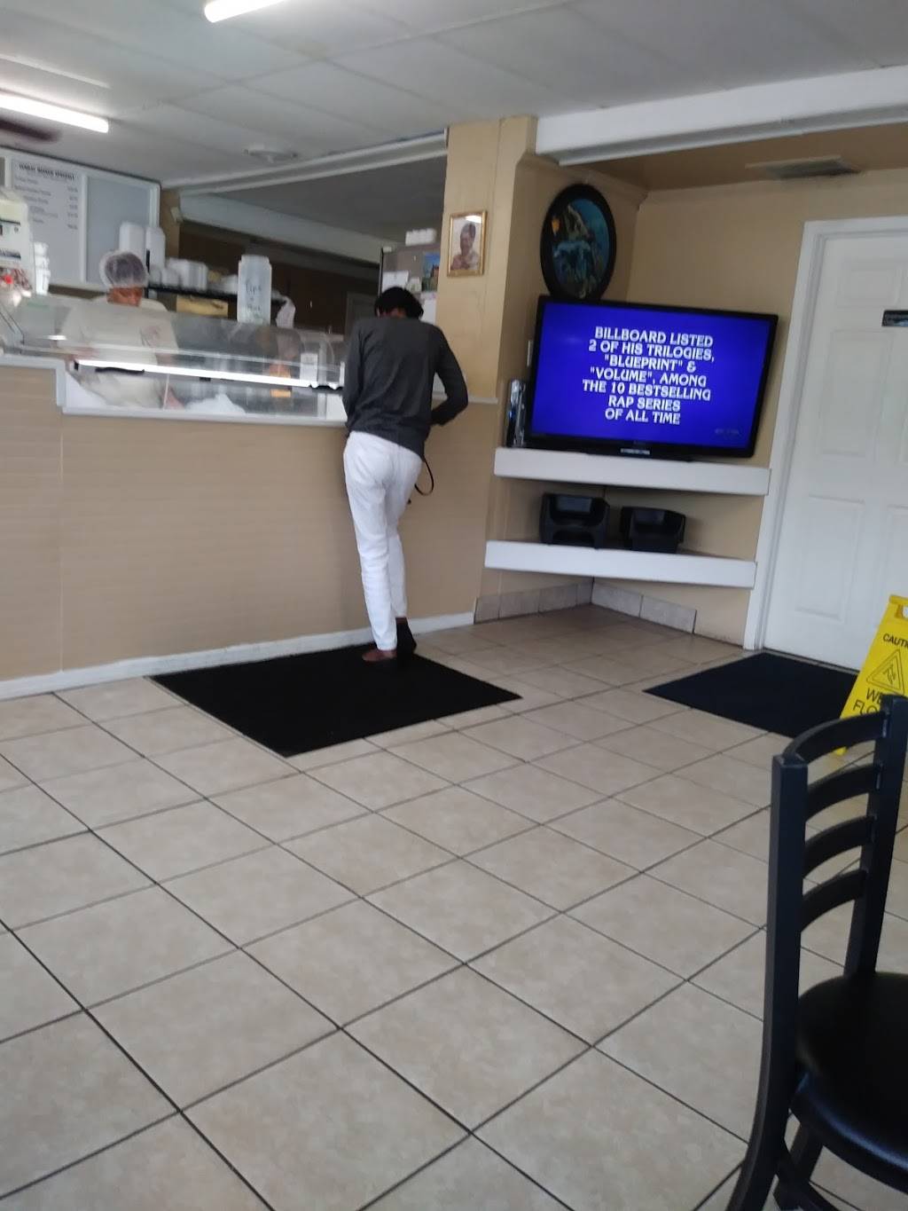 Soul Food Dining LLC | restaurant | 4900 Poplar Level Rd, Louisville, KY 40219, USA | 5029158239 OR +1 502-915-8239