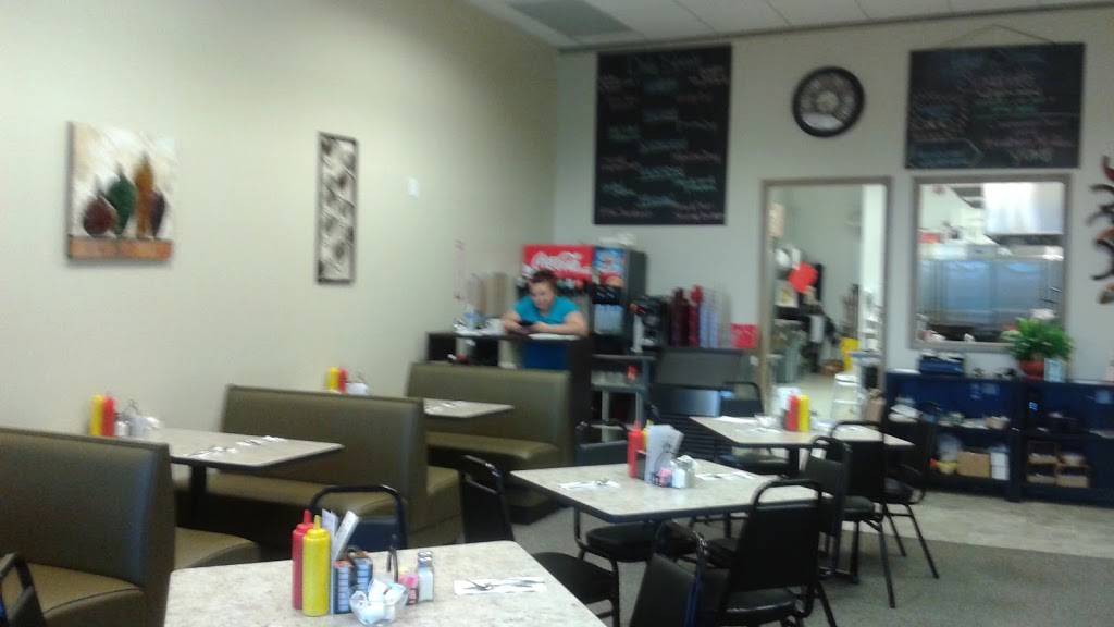 The Howell Diner | restaurant | 799 S Latson Rd, Howell, MI 48843, USA | 5175188947 OR +1 517-518-8947