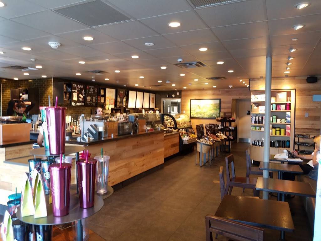 Starbucks | cafe | 3701 Expy Dr S N, Islandia, NY 11749, USA | 6315533706 OR +1 631-553-3706