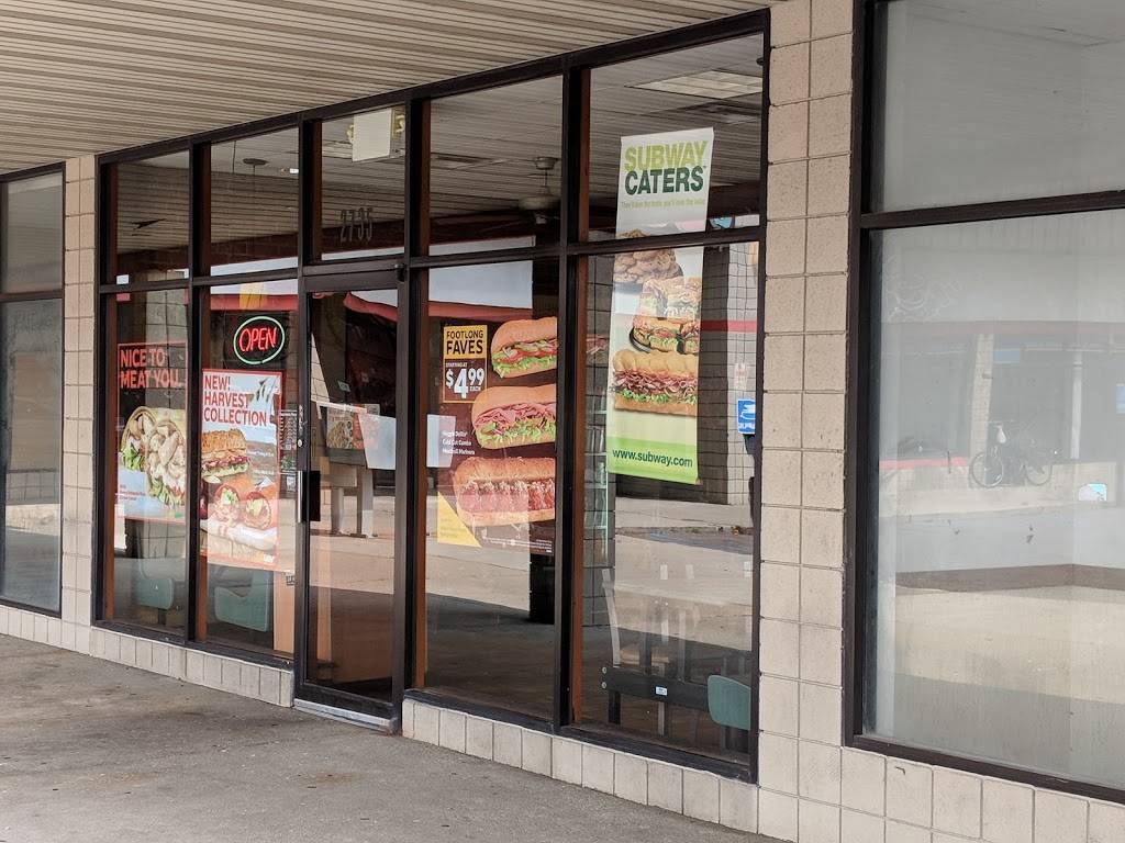Subway | restaurant | 2735 S Wayne Rd, Westland, MI 48186, USA | 7343260404 OR +1 734-326-0404