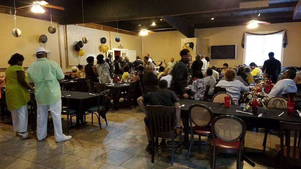 Broad Street Restaurant and Buffet | restaurant | 614 1/2 Broad St, Columbia, MS 39429, USA | 6014444174 OR +1 601-444-4174