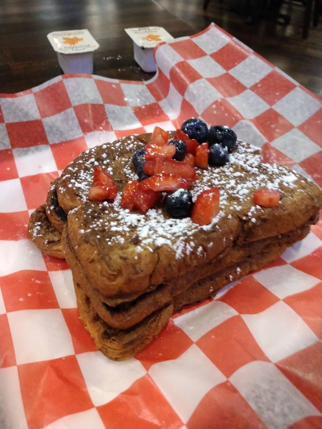 Brightside Breakfast & Burgers | restaurant | 1 N Main St, Las Vegas, NV 89101, USA | 7023862365 OR +1 702-386-2365