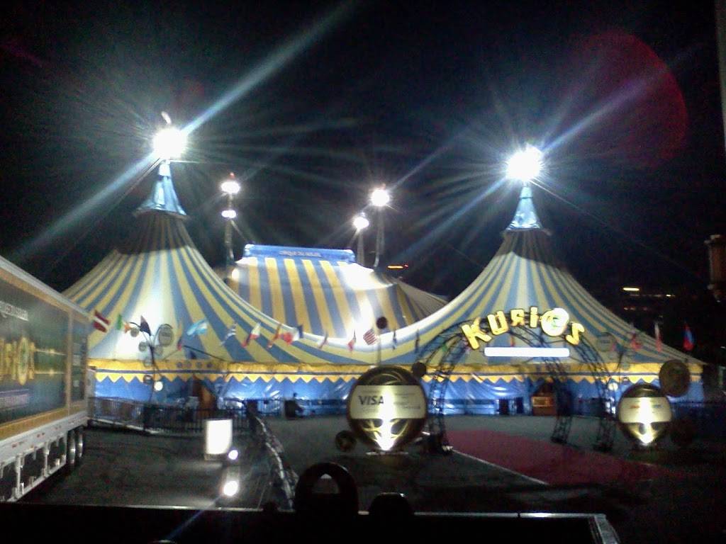 Starbucks | cafe | 2001 International Dr #109, McLean, VA 22102, USA | 7037491176 OR +1 703-749-1176