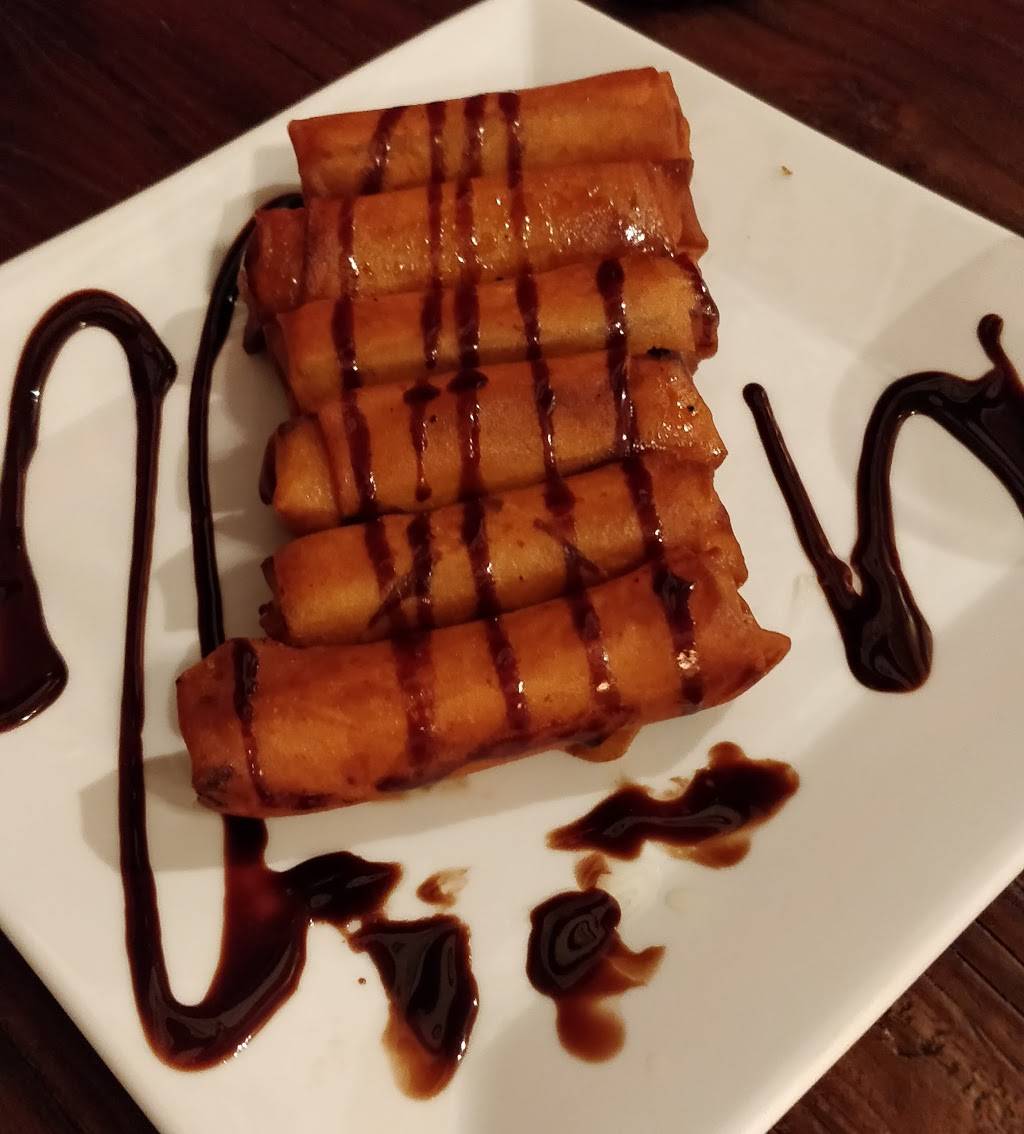 Mama Fina’s NYC House of Filipino Sisig | restaurant | 167 Avenue A, New York, NY 10009, USA | 9172620893 OR +1 917-262-0893