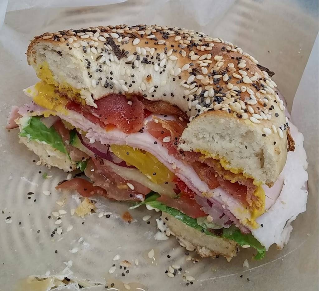 Old Bagel House | restaurant | 101 Osler Dr #120, Dundas, ON L9H 4H6, Canada | 9056275299 OR +1 905-627-5299