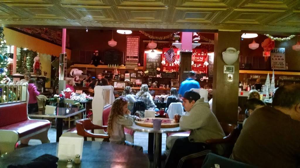 Chatter Box | restaurant | 900 Main St, Portage, PA 15946, USA | 8147363888 OR +1 814-736-3888