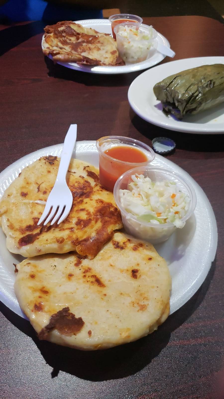 Pupuseria Daysi | restaurant | 200 W Buttonwood St, Reading, PA 19601, USA | 4847210774 OR +1 484-721-0774