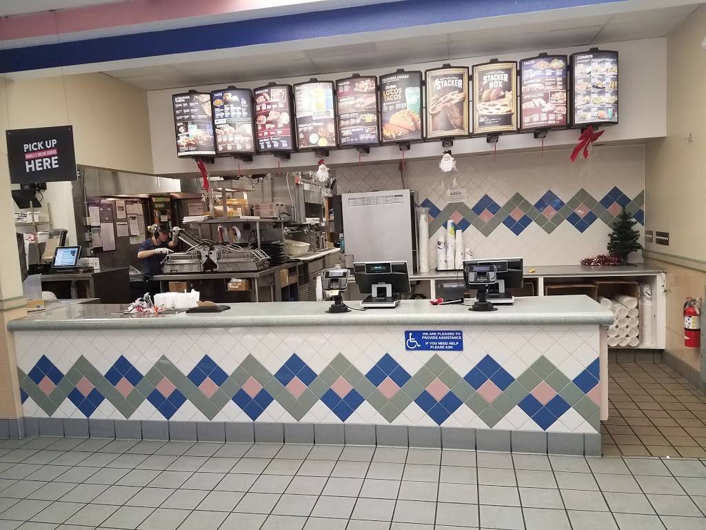 Taco Bell | meal takeaway | 4718 Green River Rd, Corona, CA 92880, USA | 9513729579 OR +1 951-372-9579
