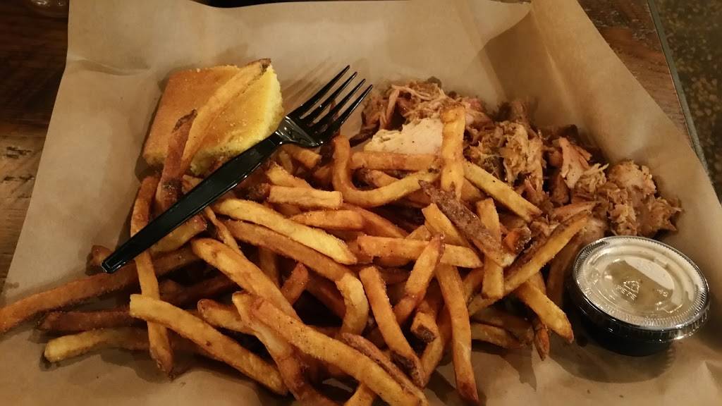 MISSION BBQ | restaurant | 5602 W Waters Ave, Tampa, FL 33634, USA | 8139990922 OR +1 813-999-0922