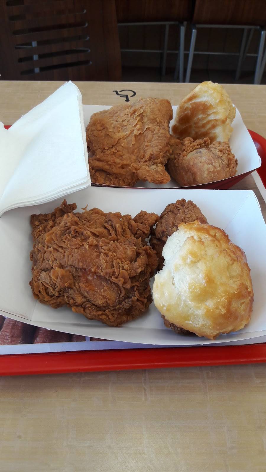 Churchs Chicken | restaurant | 832 E Ramsey St, Banning, CA 92220, USA | 9518498410 OR +1 951-849-8410