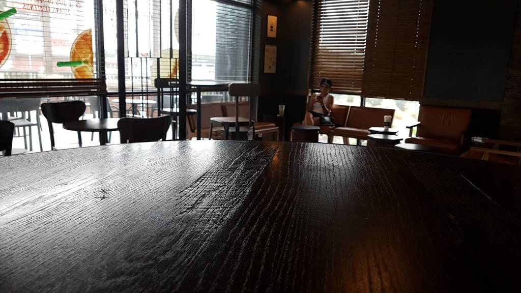 Starbucks | cafe | 16101 San Pedro Ave, San Antonio, TX 78232, USA | 2105565835 OR +1 210-556-5835