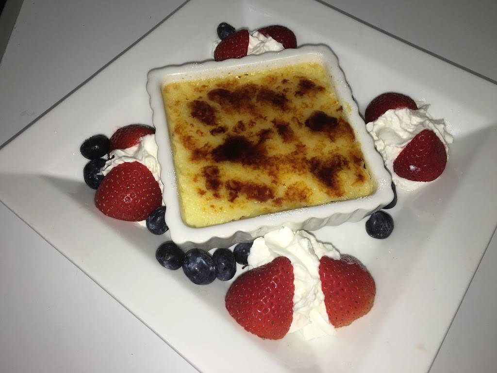 Shakers Bar and Grill | restaurant | 49617 Grand River Ave, Wixom, MI 48393, USA | 2487737927 OR +1 248-773-7927