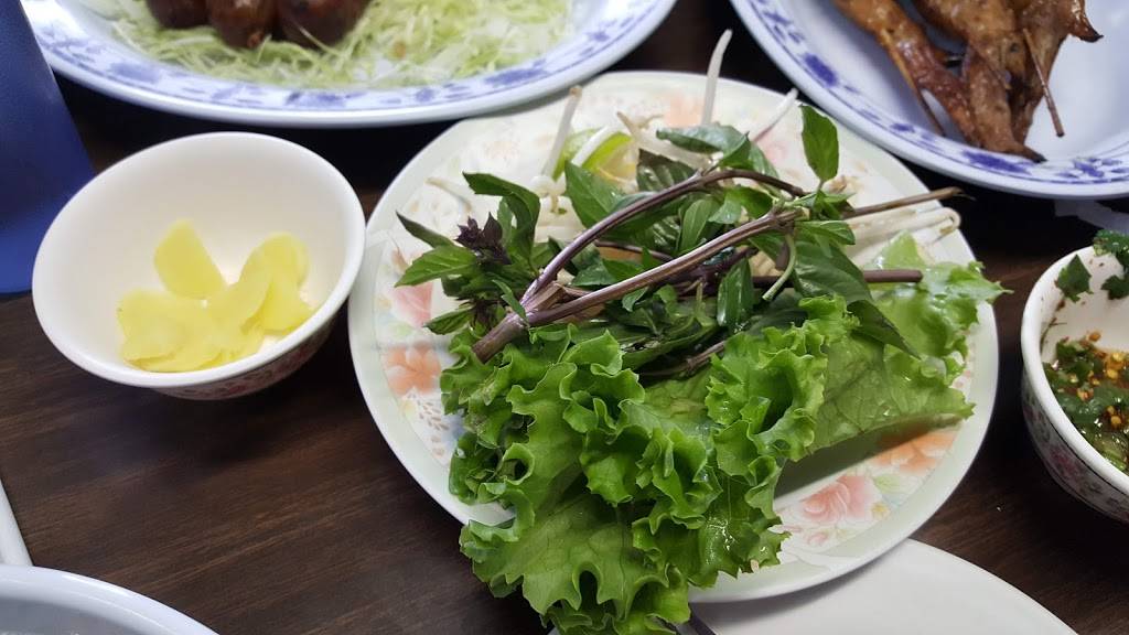 South East Asian BBQ | restaurant | 557 Eleanor Ave, Sacramento, CA 95815, USA | 9169223771 OR +1 916-922-3771