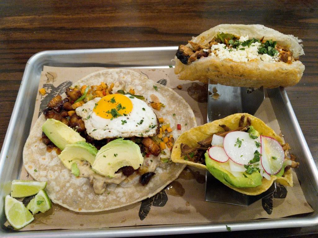 Papis Taqueria | restaurant | 1012 Ocean Blvd, Isle of Palms, SC 29451, USA | 8439267274 OR +1 843-926-7274